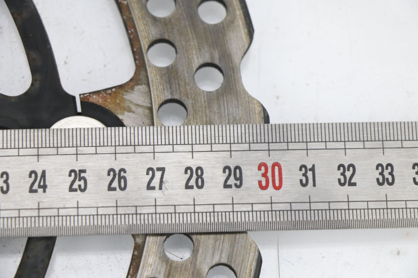 photo de BREMSSCHEIBE VORNE KAWASAKI ER-6 ER6 N 650 (2012 - 2016) - Zoom auf Gebrauchszustand