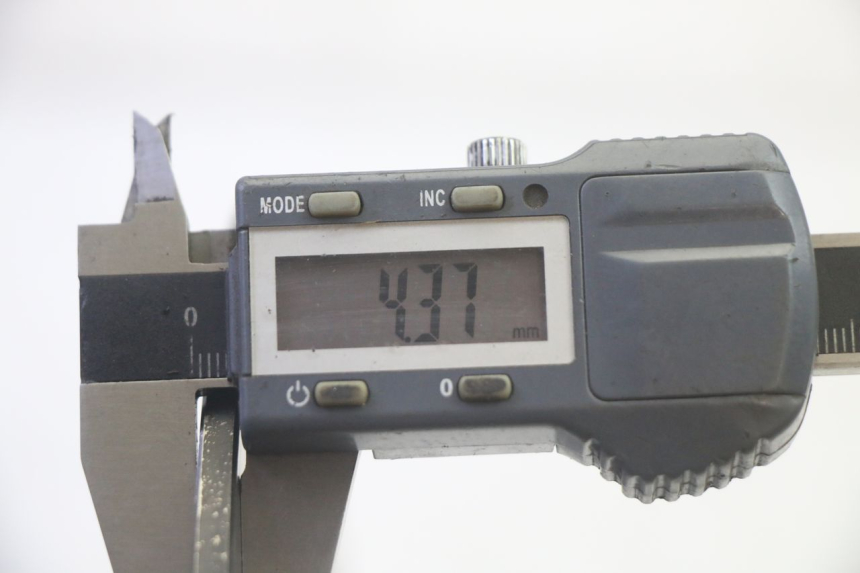 photo de BREMSSCHEIBE VORNE YAMAHA FJR ABS 1300 (2006 - 2012) - Details der Befestigungspunkte