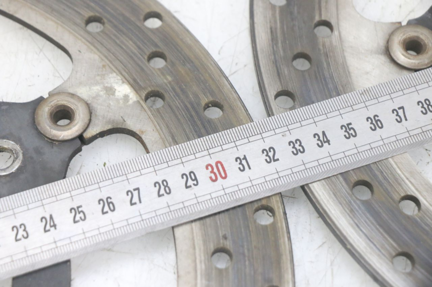 photo de BREMSSCHEIBE VORNE YAMAHA FJR ABS 1300 (2006 - 2012) - Alternative Perspektive