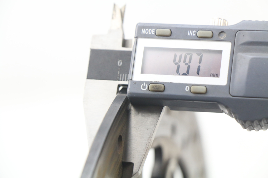 photo de BREMSSCHEIBE VORNE SUZUKI GSX-R GSXR K16 1000 (2012 - 2016) - Zoom auf Gebrauchszustand