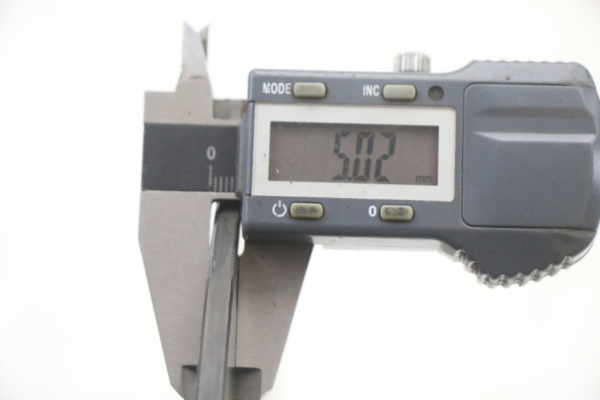 photo de BREMSSCHEIBE VORNE KYMCO XCITING 500 (2007 - 2010) - Details der Befestigungspunkte