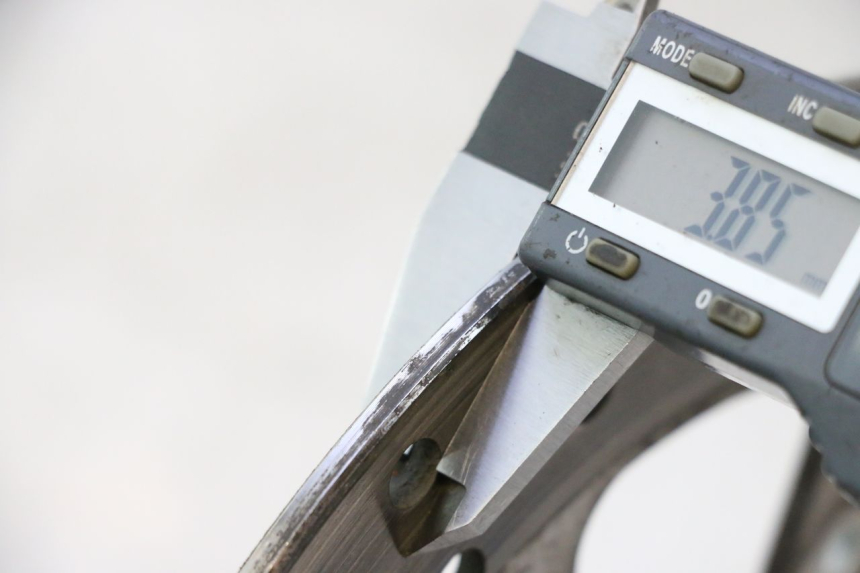 photo de BREMSSCHEIBE VORNE PIAGGIO MP3 125 (2006 - 2014) - Detailansicht des Bauteils