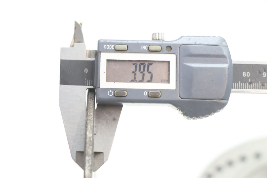 photo de BREMSSCHEIBE VORNE KYMCO MXU R 250 (2004 - 2010) - Oberflächenzustand und Material
