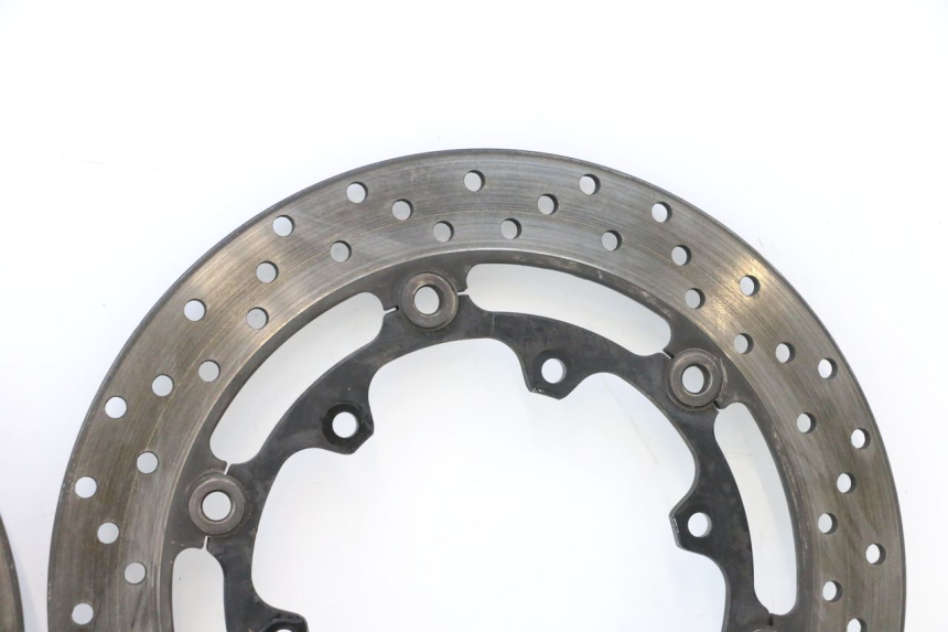 photo de BREMSSCHEIBE VORNE YAMAHA TDM ABS 900 (2002 - 2014) - Alternative Perspektive