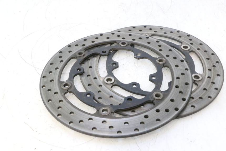 photo de BREMSSCHEIBE VORNE YAMAHA TDM ABS 900 (2002 - 2014) - Oberflächenzustand und Material