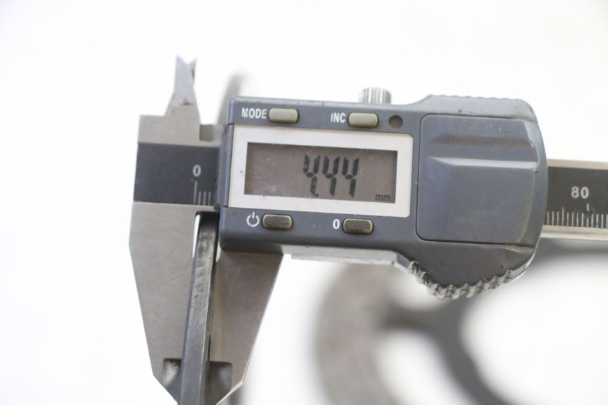 photo de BREMSSCHEIBE VORNE YAMAHA XJ6 ABS 600 (2008 - 2016) - Details der Befestigungspunkte