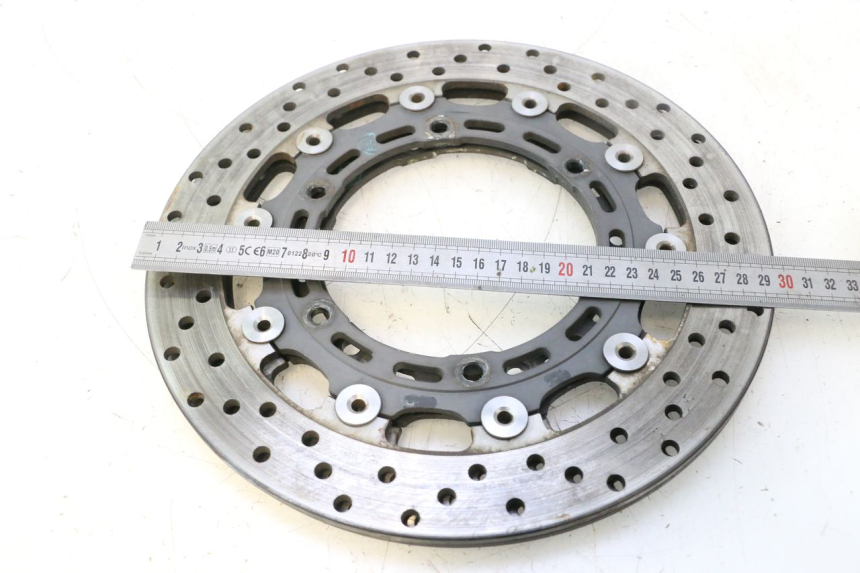 photo de BREMSSCHEIBE VORNE YAMAHA XJR 1300 (1998 - 2002) - Detailansicht des Bauteils