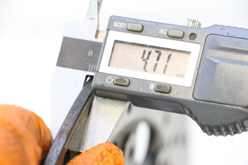 photo de BREMSSCHEIBE VORNE YAMAHA XJR 1300 (1998 - 2002) - Technische Nahaufnahme