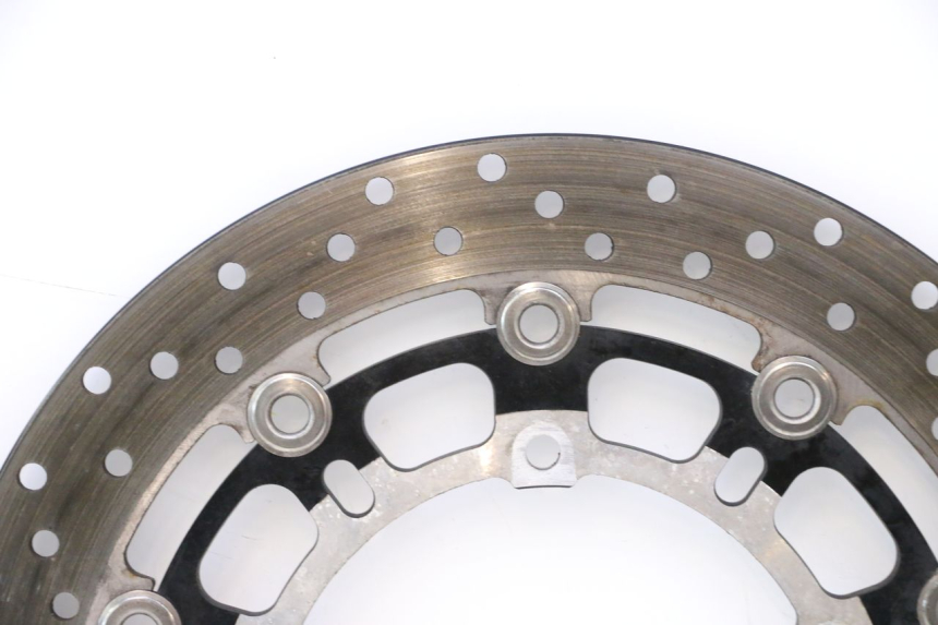 photo de BREMSSCHEIBE VORNE YAMAHA YZF R6 600 (2008 - 2009) - Zoom auf Gebrauchszustand