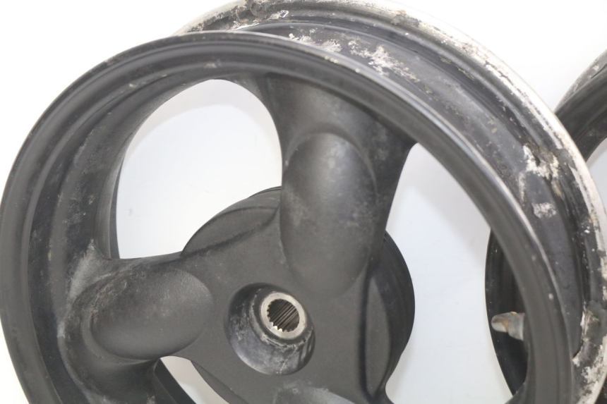 photo de FELGENPAAR KYMCO AGILITY 4T 50 (2005 - 2018) - Detaillierte Sichtprüfung