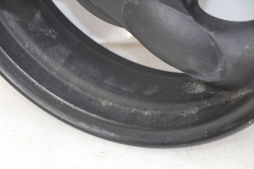 photo de FELGENPAAR KYMCO AGILITY 4T 50 (2005 - 2018) - Fokus auf die Struktur