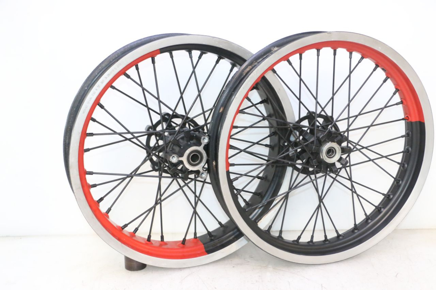 photo de FELGE PAAR HM HONDA CRM DERAPAGE RR 50 (2006 - 2017) - Detailansicht des Bauteils
