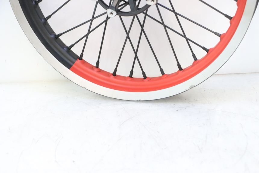 photo de FELGE PAAR HM HONDA CRM DERAPAGE RR 50 (2006 - 2017) - Hochauflösende Nahaufnahme