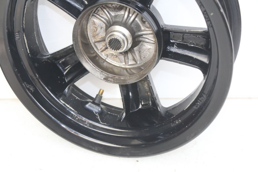 photo de FELGENPAAR SYM CROX 4T 50 (2016 - 2023) - Fokus auf die Struktur