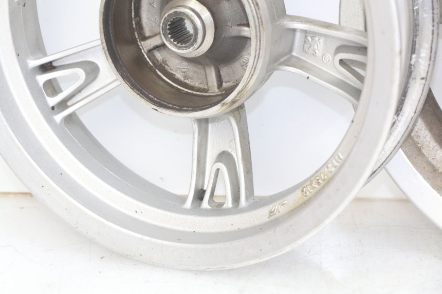 photo de FELGENPAAR PEUGEOT KISBEE 2T 50 (2010 - 2017) - Geprüftes Gebrauchtteil