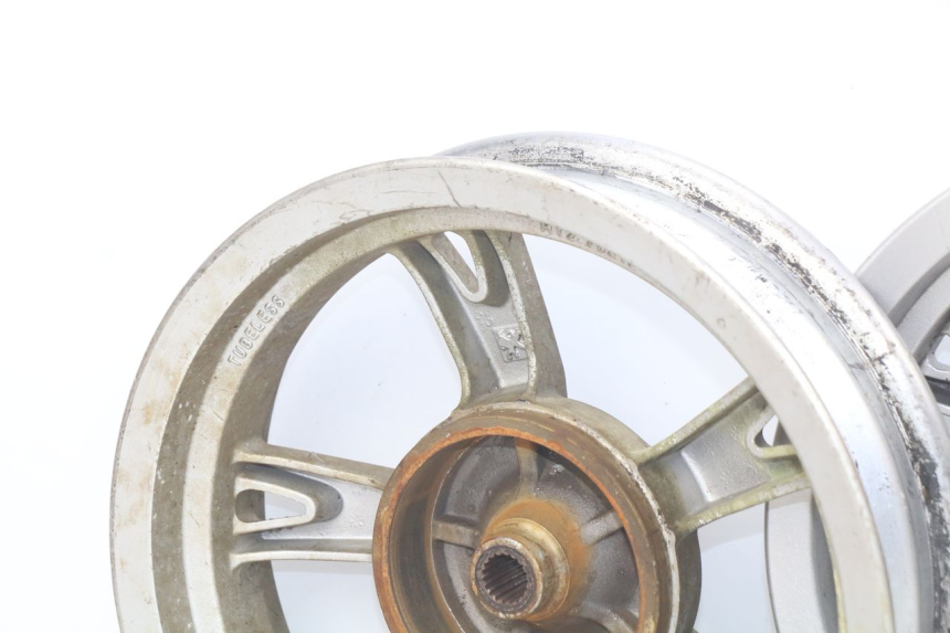 photo de FELGENPAAR PEUGEOT KISBEE 4T 50 (2010 - 2017) - Alternative Perspektive