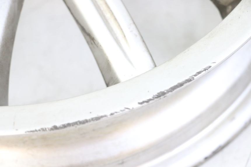 photo de PAAR FELGEN PIAGGIO MP3 LT 300 (2010 - 2016) - Zoom auf Gebrauchszustand