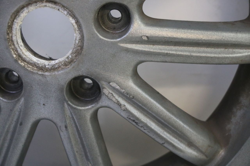 photo de FELGE PAAR PIAGGIO MP3 125 (2006 - 2014) - Zoom auf Gebrauchszustand