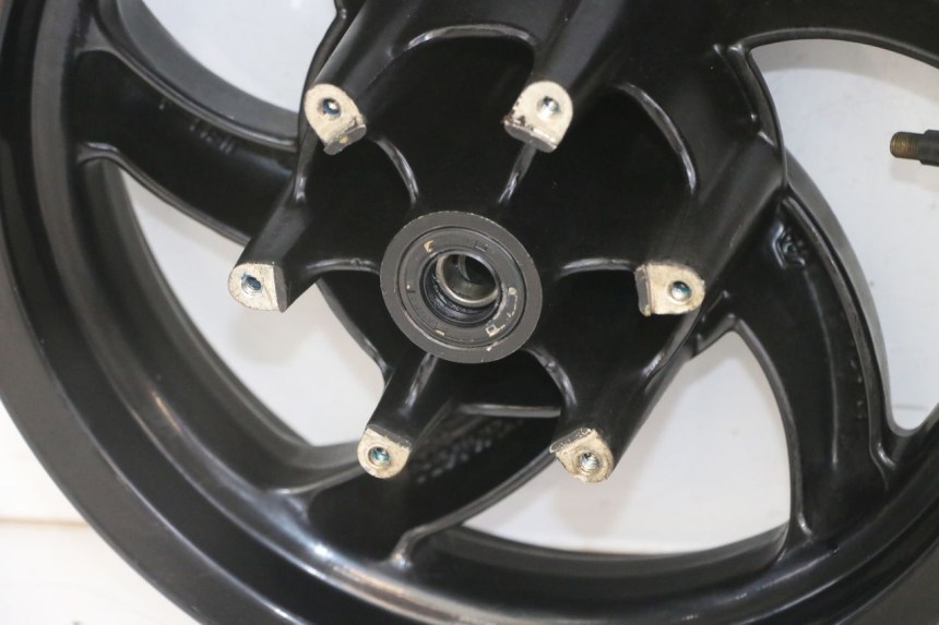 photo de FELGE PAAR PIAGGIO NEW TYPHOON 50 (2018 - 2021) - Charakteristische Merkmale