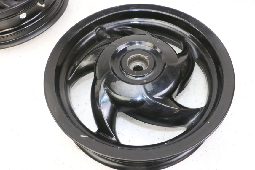 photo de FELGE PAAR PIAGGIO NEW TYPHOON 50 (2018 - 2021) - Geprüftes Gebrauchtteil