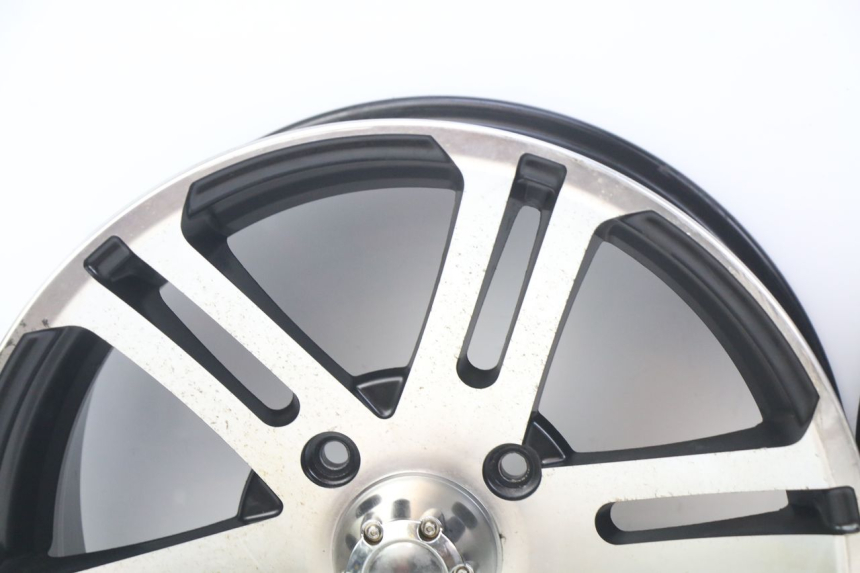 photo de FELGENPAAR SPY RACING F3 350 (2015 - 2022) - Fokus auf die Struktur