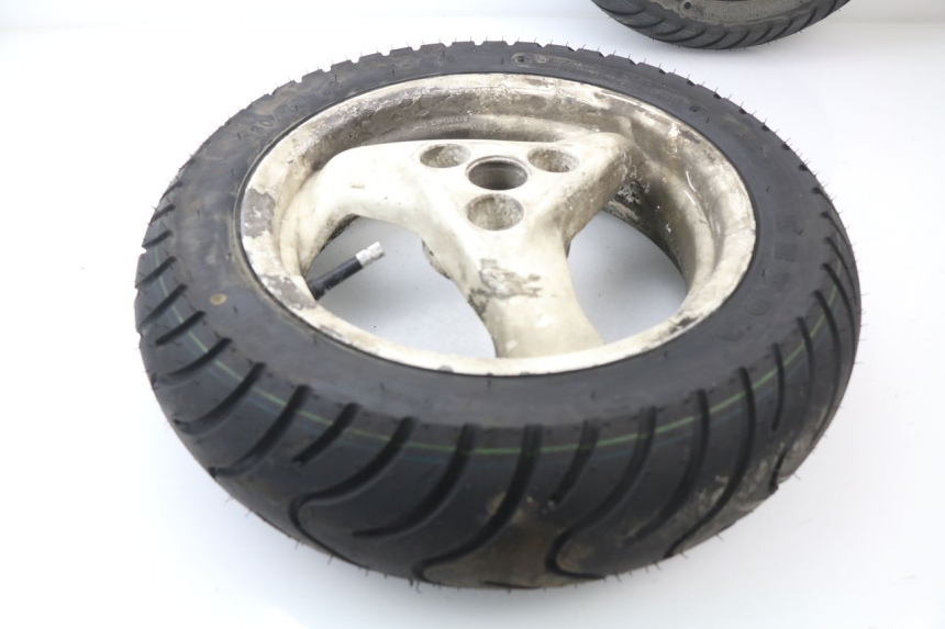 photo de FELGE PAAR PEUGEOT SPEEDFIGHT LC 50 (1996 - 2002) - Hochauflösende Nahaufnahme