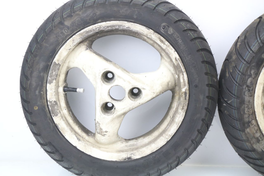 photo de FELGE PAAR PEUGEOT SPEEDFIGHT LC 50 (1996 - 2002) - Detaillierte Sichtprüfung