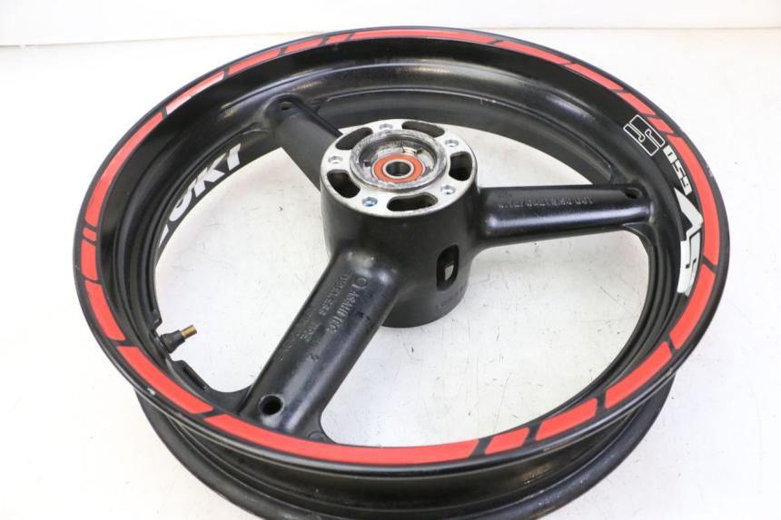 photo de FELGE PAAR SUZUKI SV S 650 (2003 - 2009) - Details der Befestigungspunkte