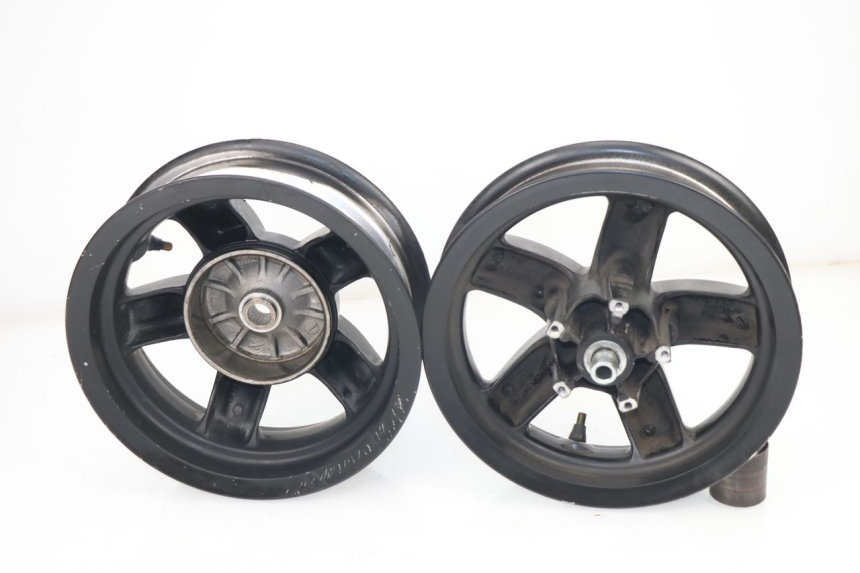 photo de FELGE PAAR PIAGGIO ZIP 2T 50 (2009 - 2019) - Geprüftes Gebrauchtteil