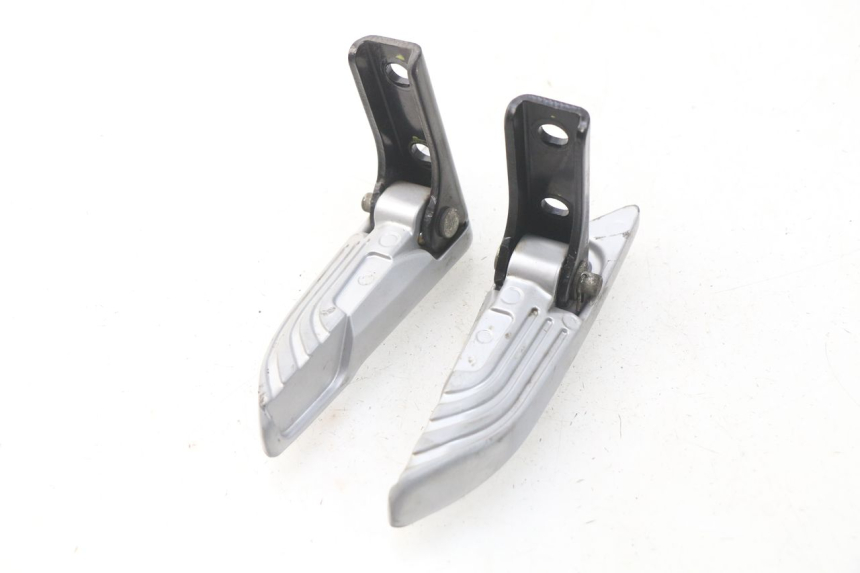 photo de FUSSRASTEN PLATTE HINTEN PIAGGIO LIBERTY IGET 4T 50 (2015 - 2020) - Alternative Perspektive