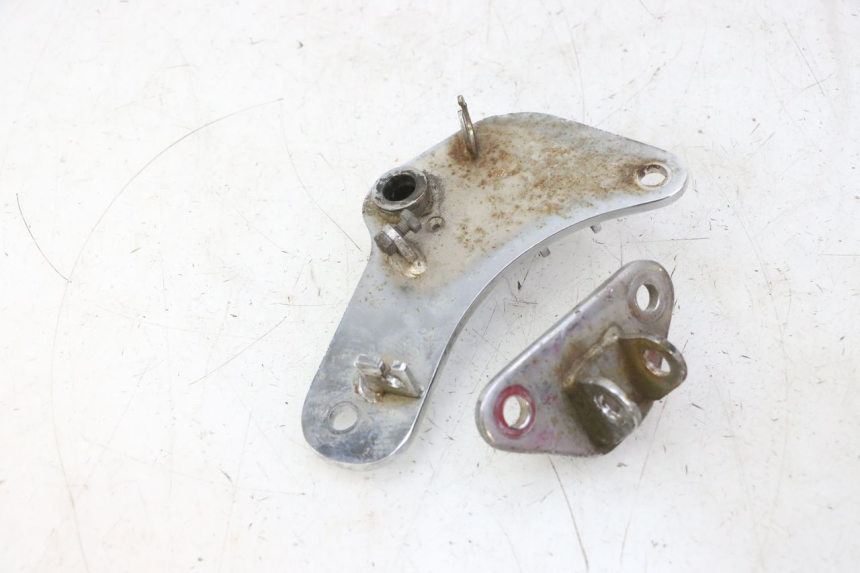 photo de FUSSRASTEN PLATTE VORN HYOSUNG GV AQUILA 125 (2000 - 2009) - Gesamtansicht des Produkts