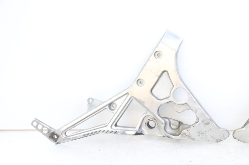 photo de VORDERE FUßRASTENHALTERUNGSPAR. YAMAHA FJ 3CX 1200 (1986 - 1996) - Hochauflösende Nahaufnahme