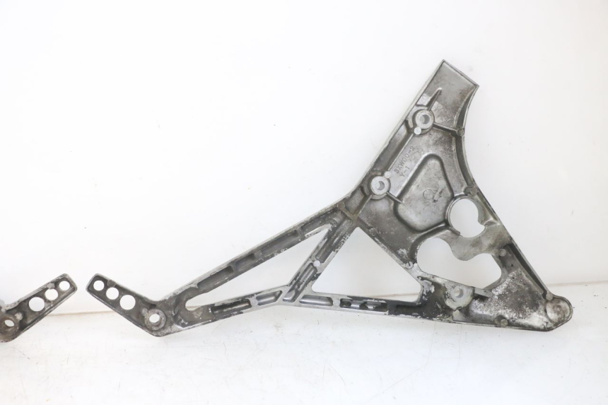 photo de VORDERE FUßRASTENHALTERUNGSPAR. YAMAHA FJ 3CX 1200 (1986 - 1996) - Alternative Perspektive