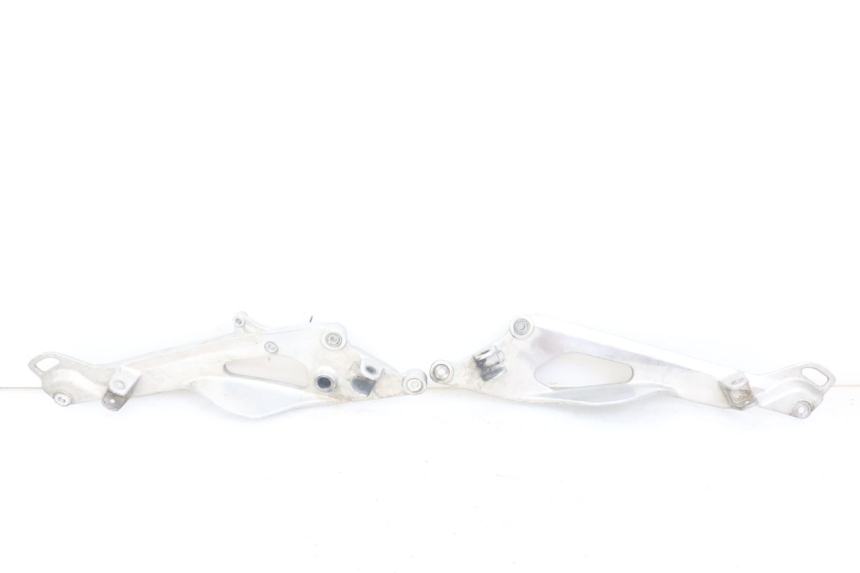 photo de VORDERE FUßRASTENHALTERUNGSPAR. YAMAHA TDM ABS 900 (2002 - 2014) - Detailansicht des Bauteils