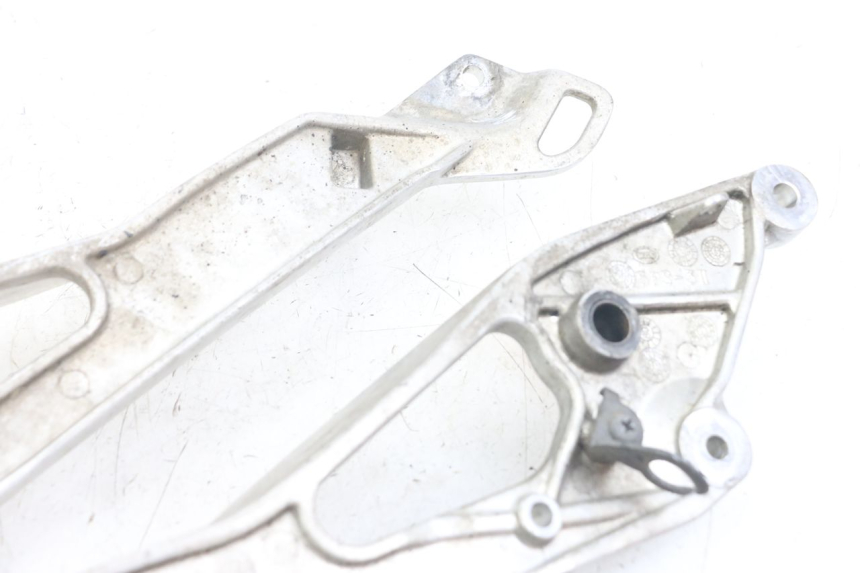 photo de VORDERE FUßRASTENHALTERUNGSPAR. YAMAHA TDM ABS 900 (2002 - 2014) - Alternative Perspektive