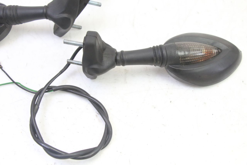 photo de SPIEGEL PAAR HONDA CBR RR FIREBLADE 900 (1992 - 1994) - Oberflächenzustand und Material