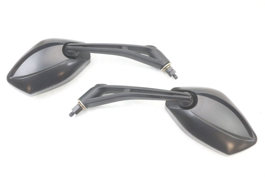 photo de SPIEGEL PAAR HONDA FES PANTHEON 2T 125 (1998 - 2002) - Zoom auf Gebrauchszustand