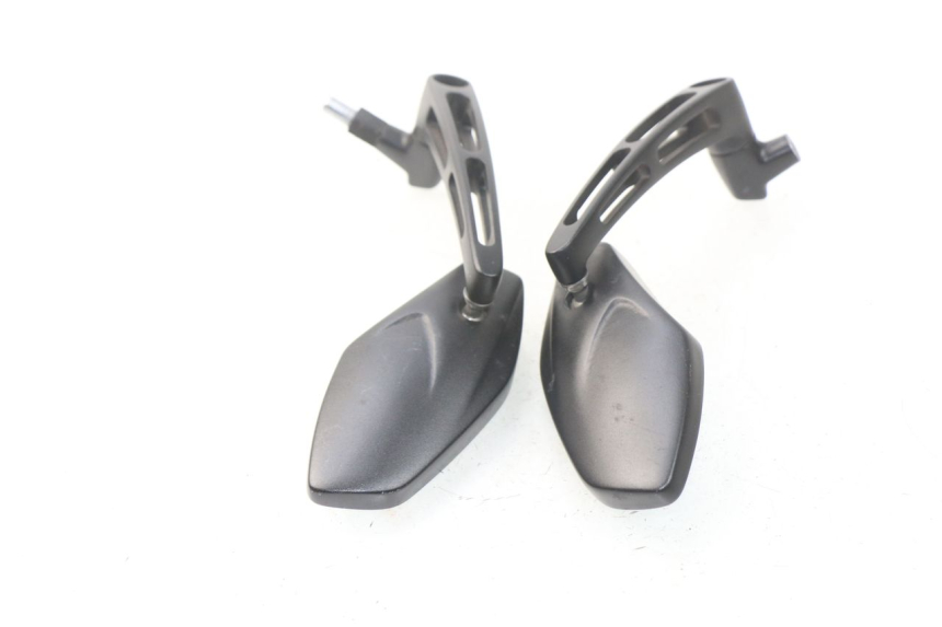 photo de SPIEGEL PAAR YAMAHA FZ8 800 (2010 - 2016) - Detailansicht des Bauteils