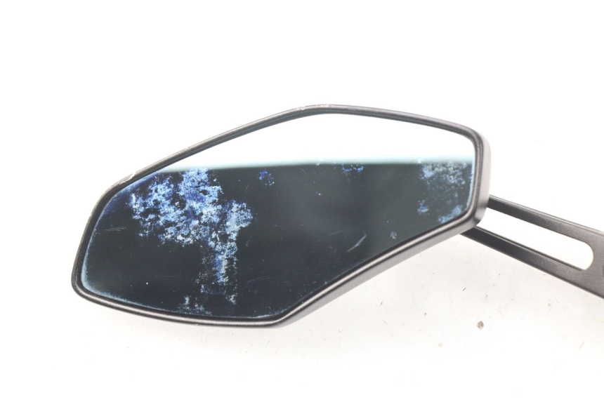 photo de SPIEGEL PAAR YAMAHA FZ8 800 (2010 - 2016) - Oberflächenzustand und Material