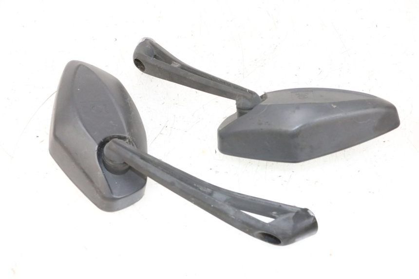 photo de SPIEGEL PAAR JM MOTORS GTS 125 (2015 - 2019) - Kennzeichnungen und Originalreferenzen