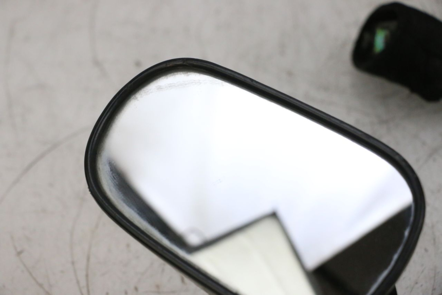 photo de SPIEGEL PAAR HONDA NSR R 125 (1994 - 2003) - Hochauflösende Nahaufnahme