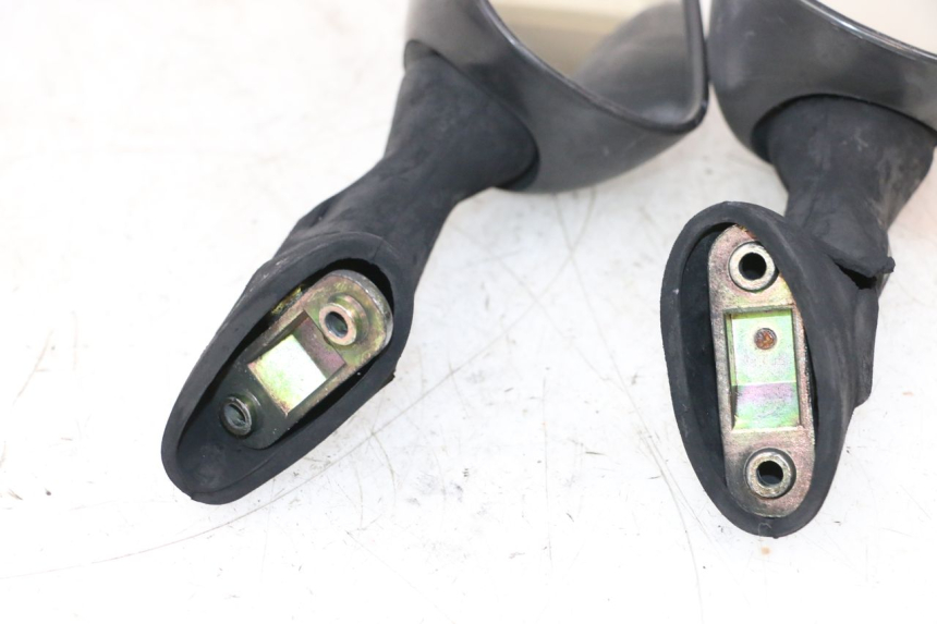 photo de SPIEGEL PAAR HONDA NSR R 125 (1994 - 2003) - Zoom auf Gebrauchszustand