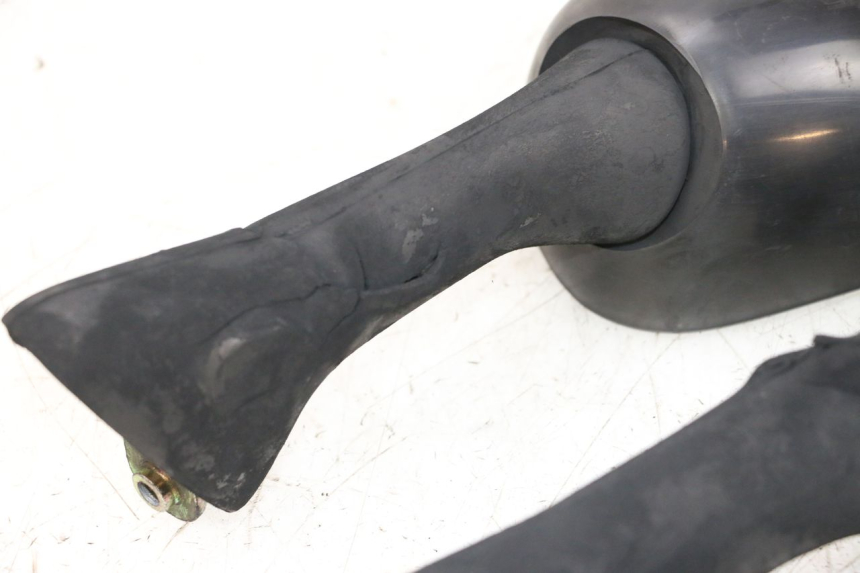 photo de SPIEGEL PAAR HONDA NSR R 125 (1994 - 2003) - Oberflächenzustand und Material