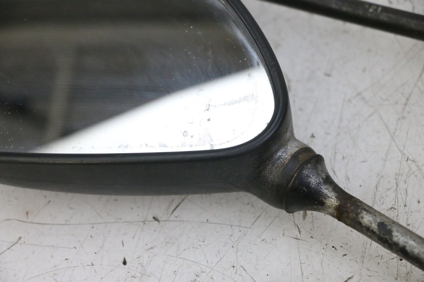 photo de SPIEGEL PAAR PEUGEOT KISBEE 4T 50 (2010 - 2017) - Weitere Ansicht des Artikels