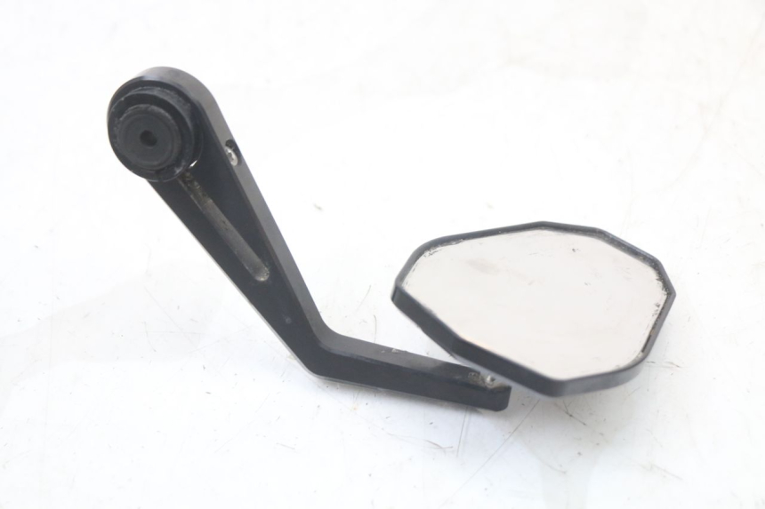 photo de SPIEGEL PAAR SUZUKI GSR 750 (2011 - 2017) - Kennzeichnungen und Originalreferenzen