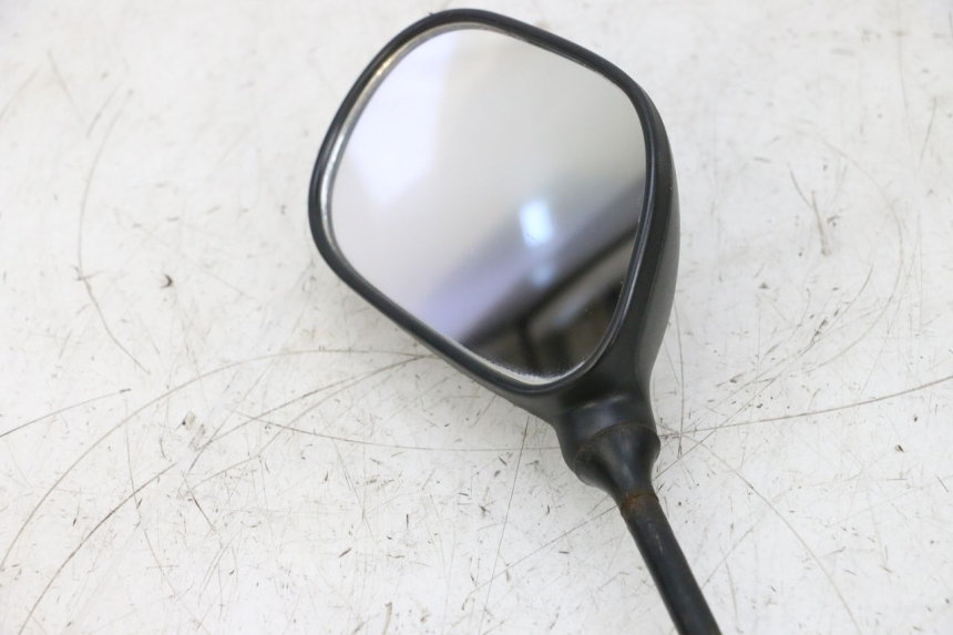 photo de SPIEGEL PAAR NECO TEMPO 4T 50 (2022 - 2026) - Zoom auf Komponenten