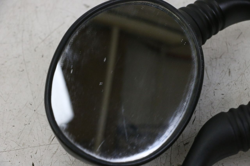 photo de SPIEGELPAAR YAMAHA YP MAJESTY 125 (2007 - 2010) - Alternative Perspektive