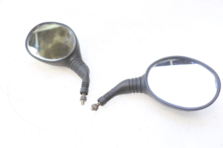 photo de SPIEGEL PAAR YAMAHA YP MAJESTY 125 (1998 - 2001) - Hauptansicht