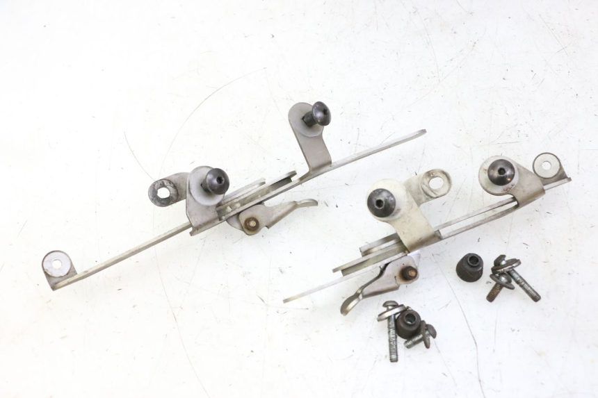 photo de WINDSCHUTZSCHEIBE QUADRO 4 4D 350 (2015 - 2018) - Kennzeichnungen und Originalreferenzen