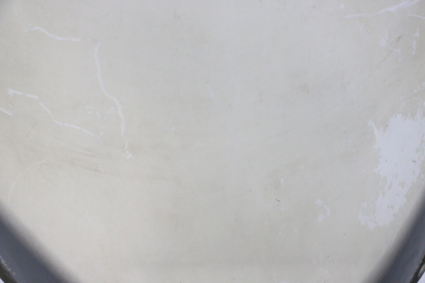 photo de WINDSCHUTZSCHEIBE SUZUKI BURGMAN 125 (2007 - 2014) - Zoom auf Gebrauchszustand